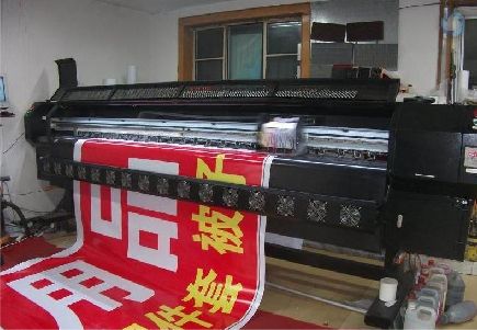 祥云喷绘广告分辨率是多少？